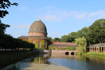 Fototapeta premium Osterholzer Friedhof in Bremen (Graveyard Osterholz in Bremen) | Hauptkapelle (Main Chapel)
