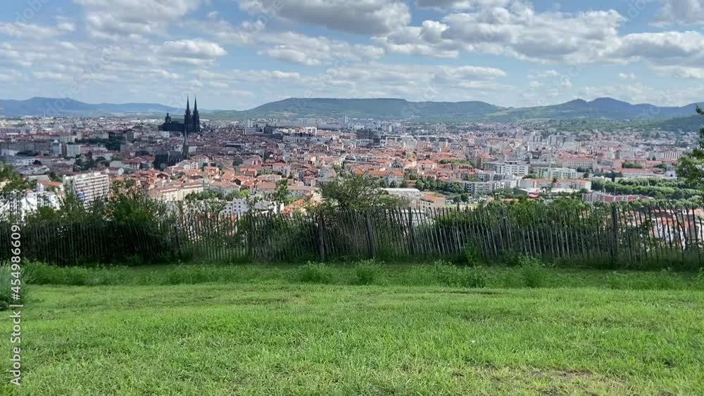 Canvas Prints Paysage urbain à Clermont-Ferrand, Auvergne