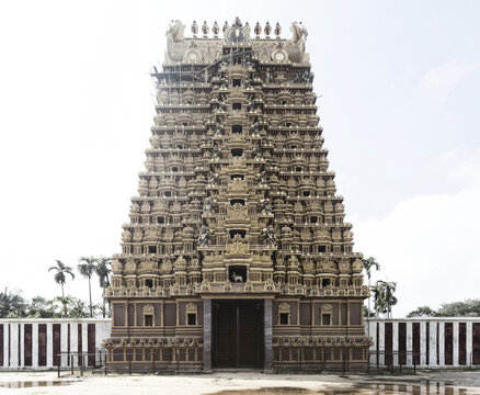 Facade of a Hindu temple in Nallur, Sri Lanka