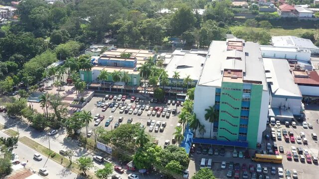 Edificio del hospital publico de San Pedro Sula, Hospital Mario Catarino, Honduras