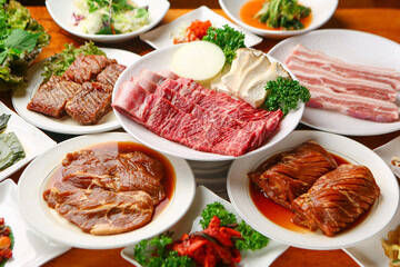 It looks delicious. Pork belly, seasoned galbi, meat 먹음직스러운 돼지고기 삼겹살 양념갈비 고기 모듬