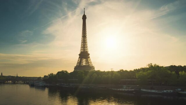 hyper lapse, Eiffel tower, Paris, France
