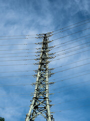 【電線・鉄塔】未来に残したいクリーンエネルギー