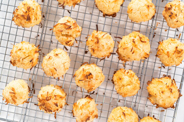 Coconut cookies