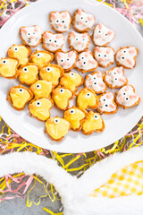 Easter Chocolate Covered Pretzel Bunnies and Ducklings