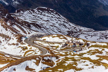 Dizzy turns of mountain serpentine