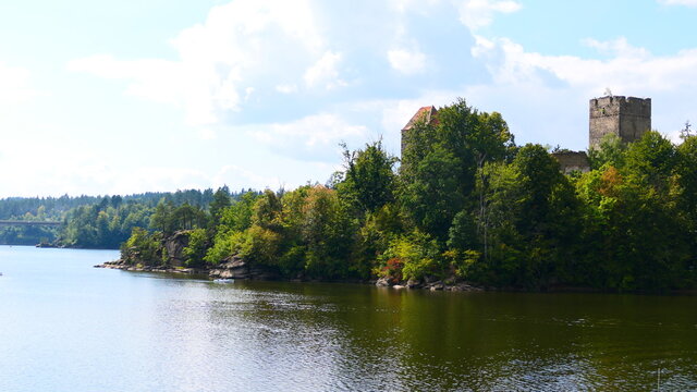 Burgruine Lichtenfels am Ottensteiner Stausee