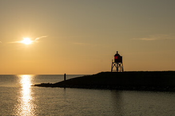 Ijsselmeer bij zonsondergang
