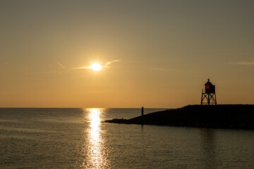 Ijsselmeer bij zonsondergang