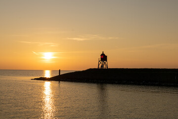 Ijsselmeer bij zonsondergang