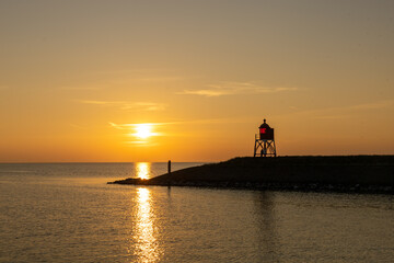 Ijsselmeer bij zonsondergang