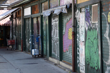 Der bekannte Naschmarkt in Wien, Österreich, Europa