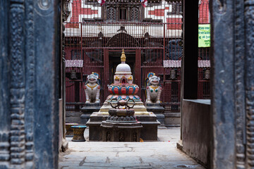 ネパール　パタンの旧市街にある仏教寺院