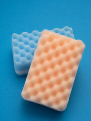 カラフルなキッチンスポンジ
