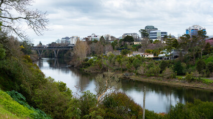 Fototapeta na wymiar Central Hamilton with the Waikato River in the foreground