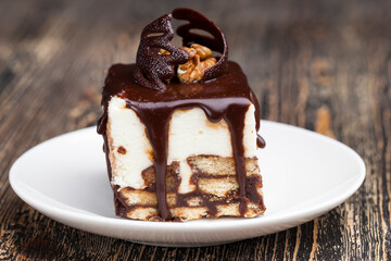 chocolate cream cake with sponge cake