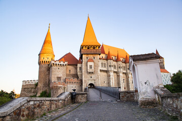 Fototapeta na wymiar hunedoara Castle, also known a Corvin Castle or Hunyadi Castle, is a Gothic-Renaissance castle in Hunedoara, Romania. One of the largest castles in Europe.