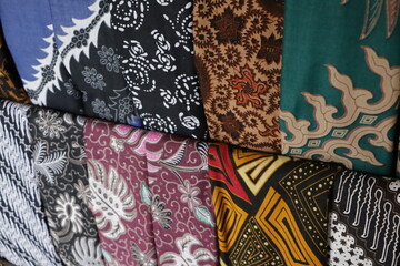 Batik Indonesia, The process of drying batik cloth is finished painting