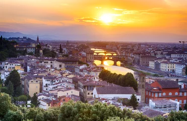 Foto op Plexiglas Sunset over river Arno in Florence in Italy © Fyle