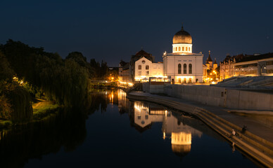 Fototapeta na wymiar Oradea - The Sion Neolog Synagogue