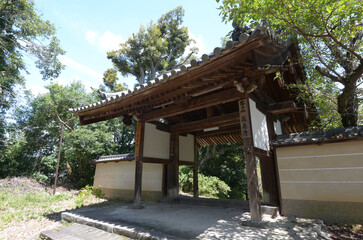 長岳寺　大門　奈良県天理市