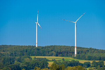 Grüne Energie - klimaneutral mit weniger CO2 in die Zukunft	