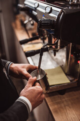 Master class on brewing coffee for amateurs and professionals