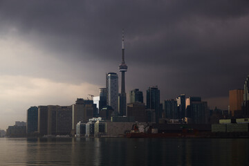 Naklejka premium Urban city skyline of Toronto before thunderstorm