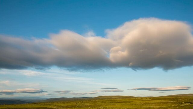 Timelapse of a lenticular cloud moving over the Flatruet mountain plateau in Sweden