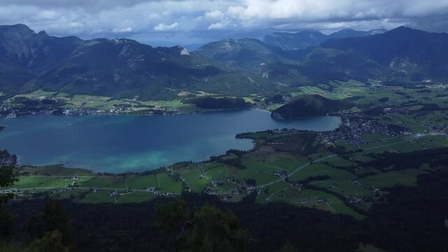 Bleckwandfenster am Wolfgangsee Drone Shot 8
