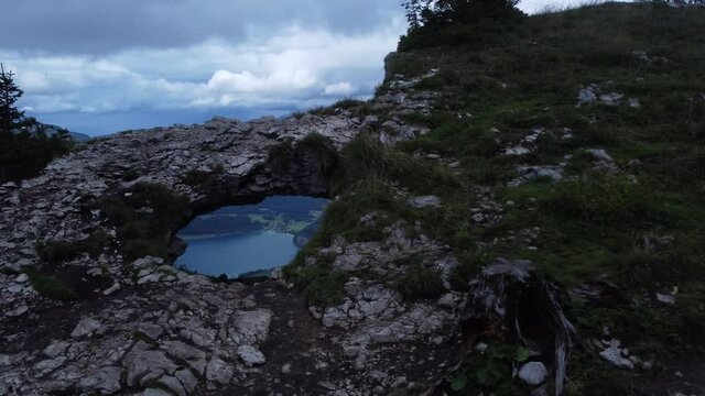Bleckwandfenster am Wolfgangsee Drone Shot 4
