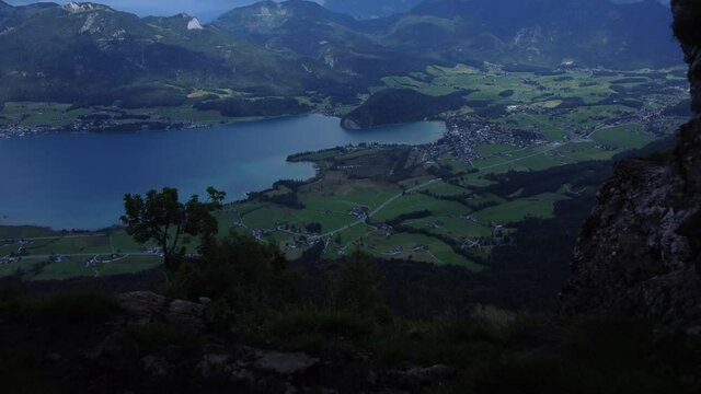 Bleckwandfenster am Wolfgangsee Drone Shot 12