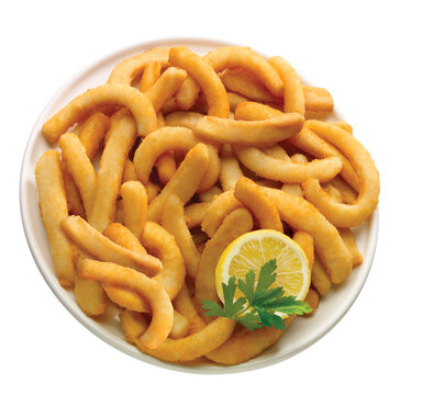 calamares cortados, rabas con lim&oacute;n sobre fondo blanco. cut calamari, squid rings with lemon on a white background.