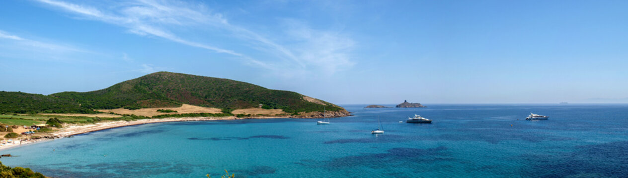 Macinaggio beach