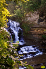 Fototapeta na wymiar Gorgeous Cummins Falls in Cookeville, Tennessee