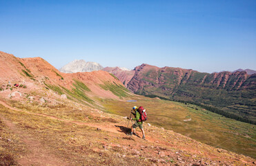 Ascending Frigid Air Pass on the Maroon Bells Loop, Aspen, Colorado, USA