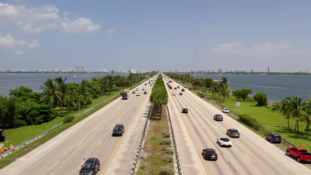 Julia Tuttle Bridge Miami 4k 60fps