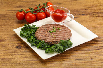Grilled beef cutlet for burger