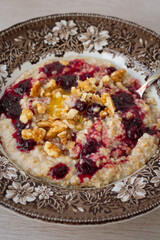oatmeal with jam and walnuts