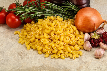 Raw Italian wheat pasta - Chifferi rigati