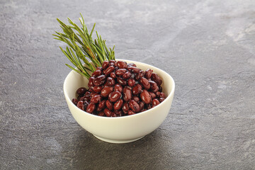 Vegan cuisine - black kidney in the bowl