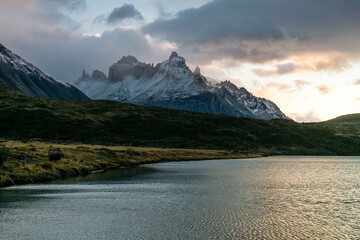 Cuernos del Paine, Lake Pehoé, 2600 meter, trekking W, Torres del Paine National Park, Patagonië, Republiek Chili, Zuid-Amerika