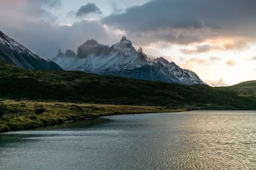Naadloos Behang Airtex Cuernos del Paine Cuernos del Paine, Lake Pehoé, 2600 meter, trekking W, Torres del Paine National Park, Patagonië, Republiek Chili, Zuid-Amerika