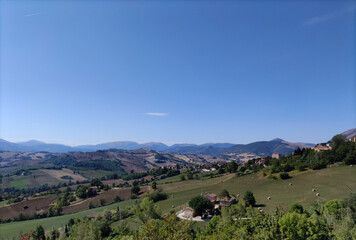 Fototapeta na wymiar Panorama da Camerino nelle Marche