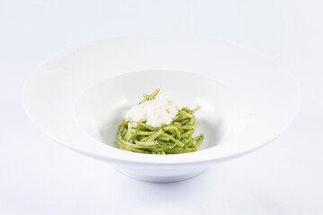 Pasta al pesto