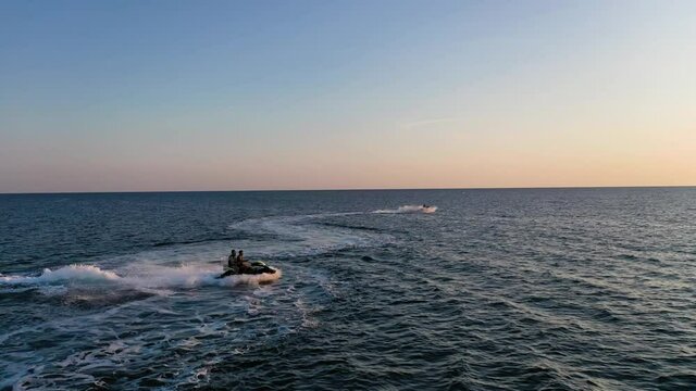 Water  scooter on the sea 5