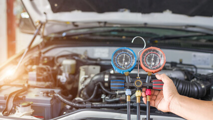 Car air conditioner check service, leak detection, fill refrigerant.Device and meter liquid cooling in the car by specialist technicians.	