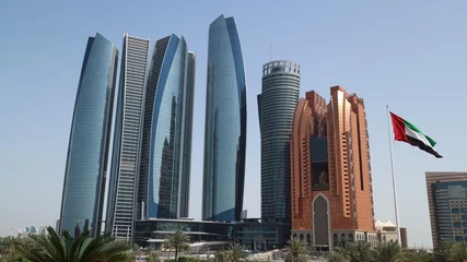 Foto op Canvas De skyline van de binnenstad van Abu Dhabi © jixiang