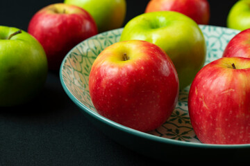 apples in a bowl