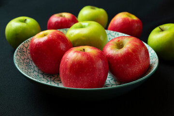 red and green apples